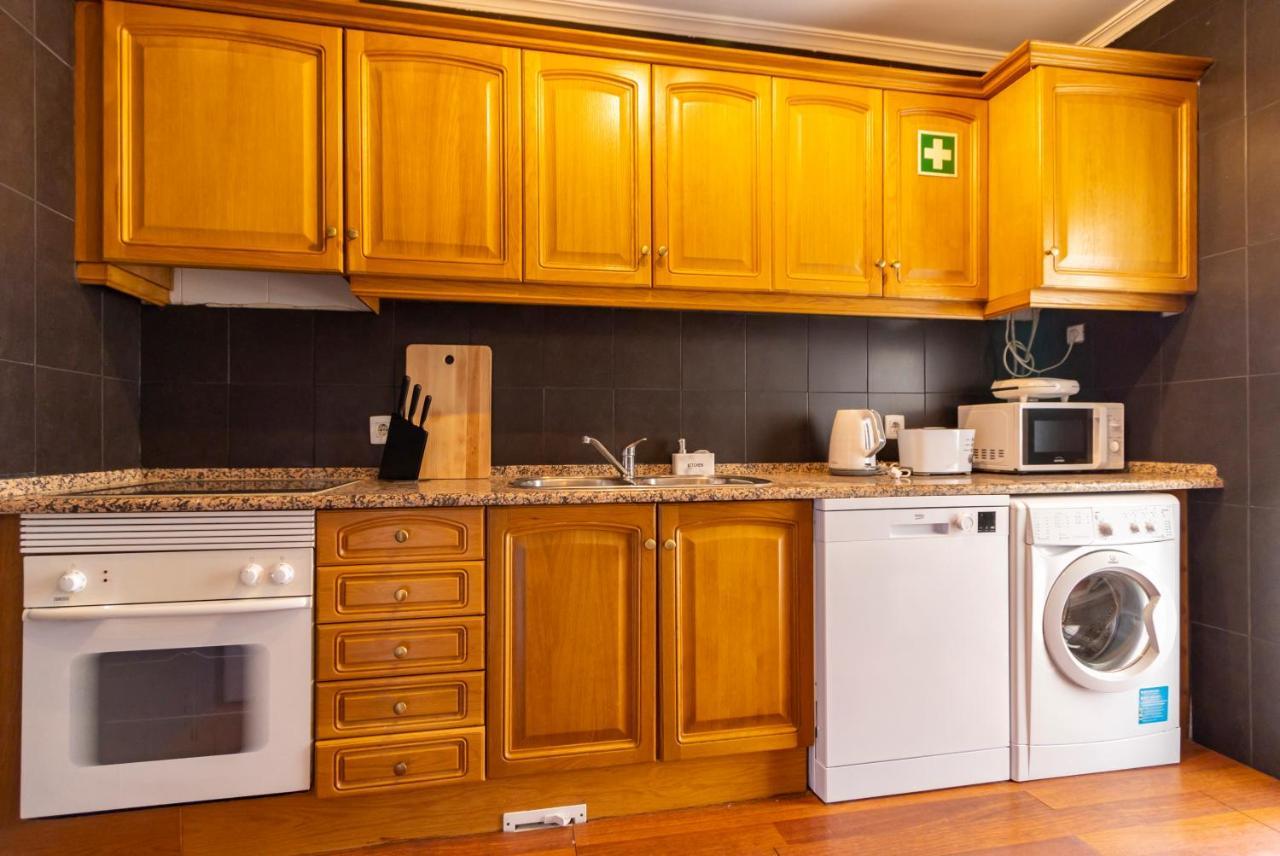 Spaceful Apartment In อัลบูเฟรา ภายนอก รูปภาพ