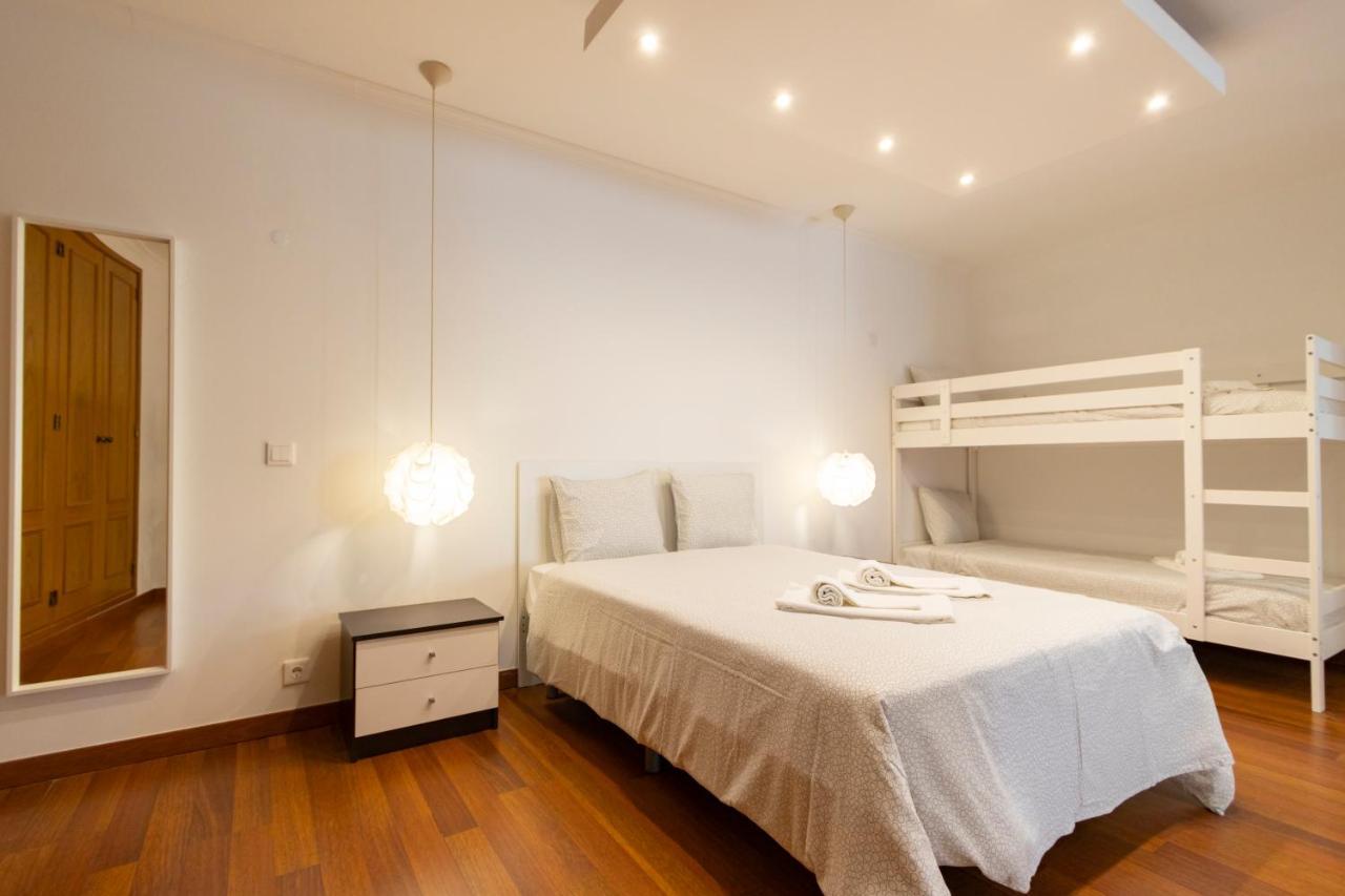 Spaceful Apartment In อัลบูเฟรา ภายนอก รูปภาพ